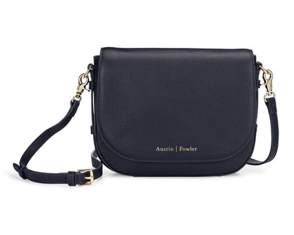 The Omaha Handbag - in Navy