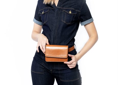 GOING PLACES LEATHER BELT BAG