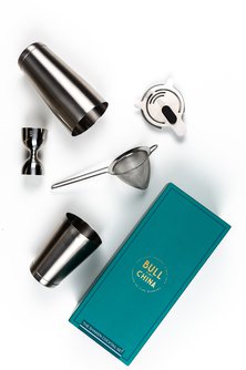Shaken Cocktail Set
