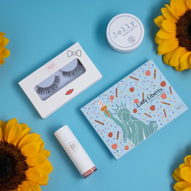 Customizable Girl Power Makeup Kit